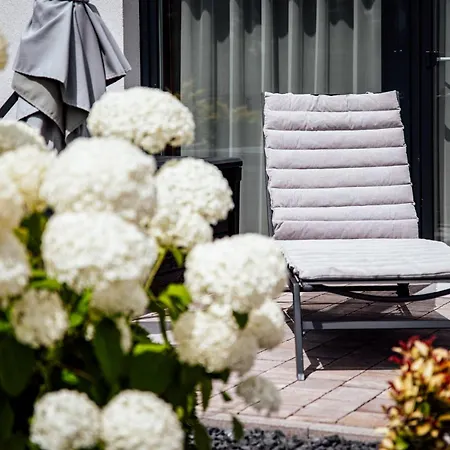 Pusszantalak Lägenhet *